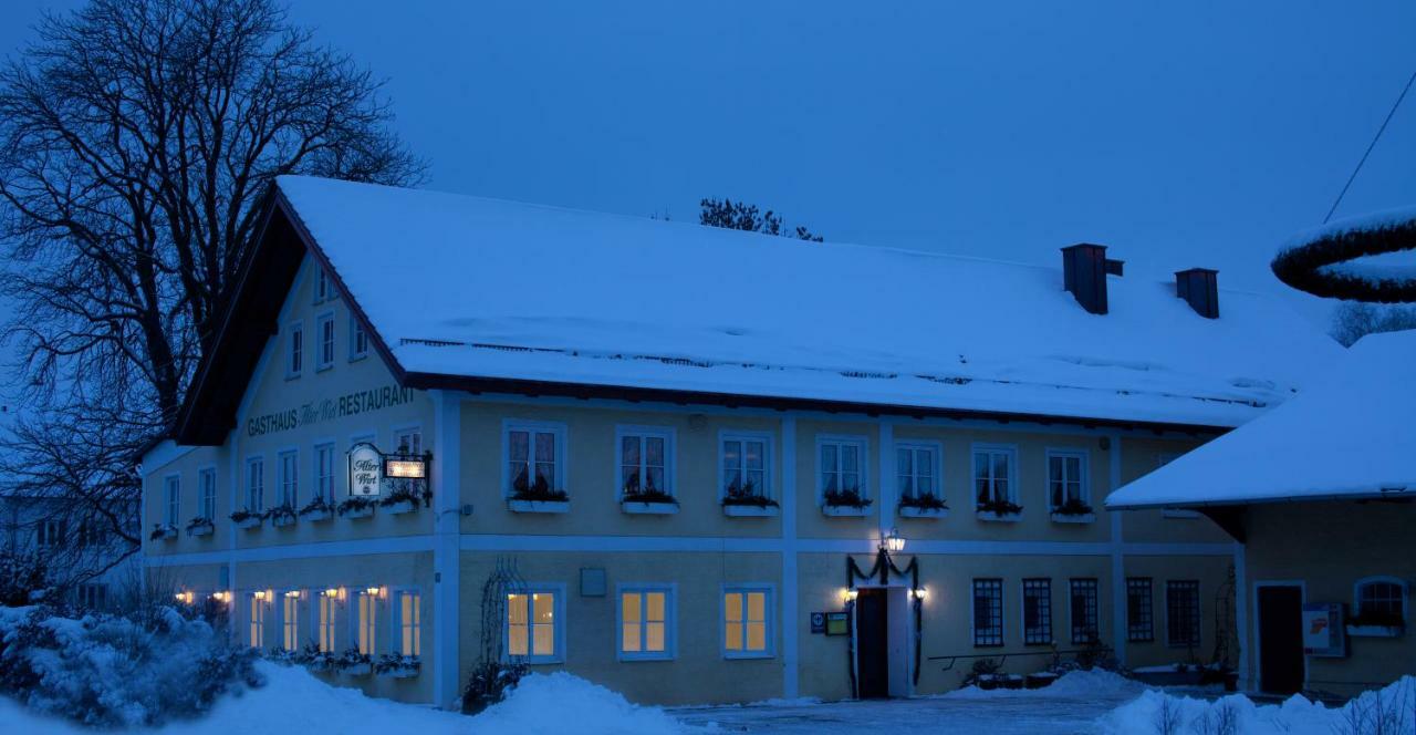 Hotel Alter Wirt Hallbergmoos Exteriör bild